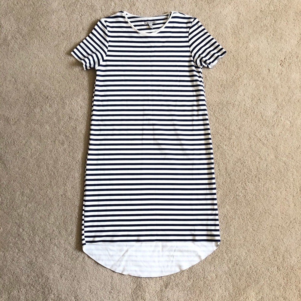 Zara Women Navy White Stripe Hi Low Dress  size 6
